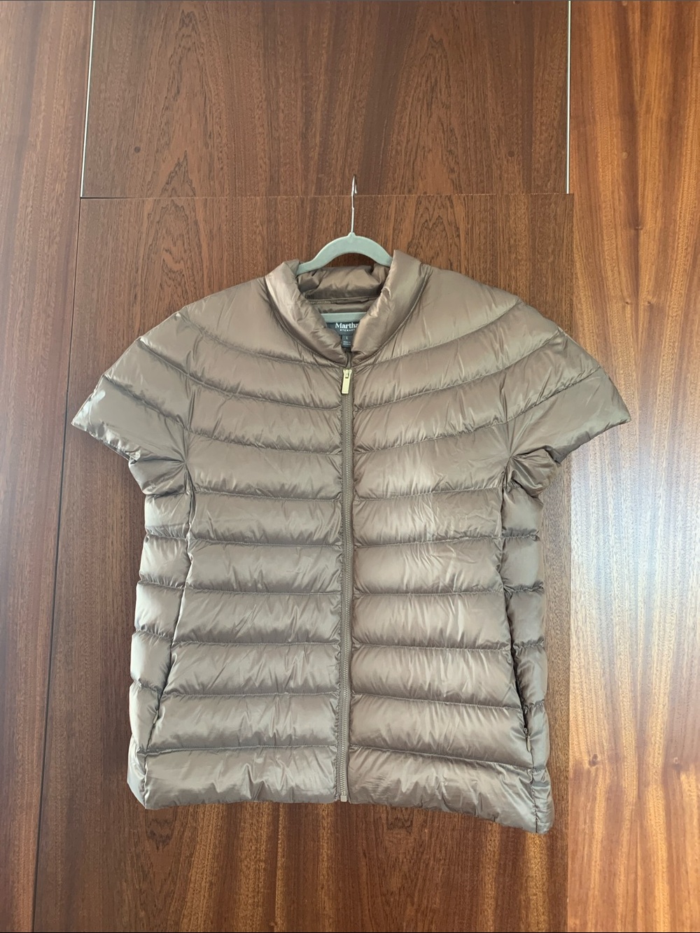 Martha Stewart Short-Sleeve Puffer Jacket in Taupe
